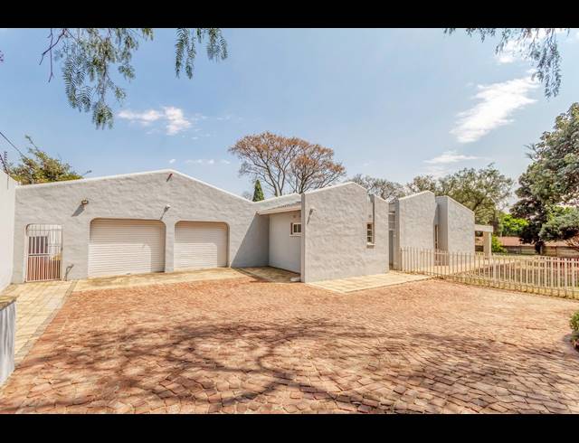 3 BEDROOM HOUSE FOR SALE IN WENDYWOOD